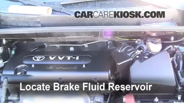 2010 Scion xB 2.4L 4 Cyl. Líquido de frenos Agregar fluido